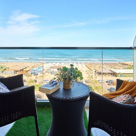 Alma Apartment In Infinity Beach Resort - Parking Mamaia Exterior photo