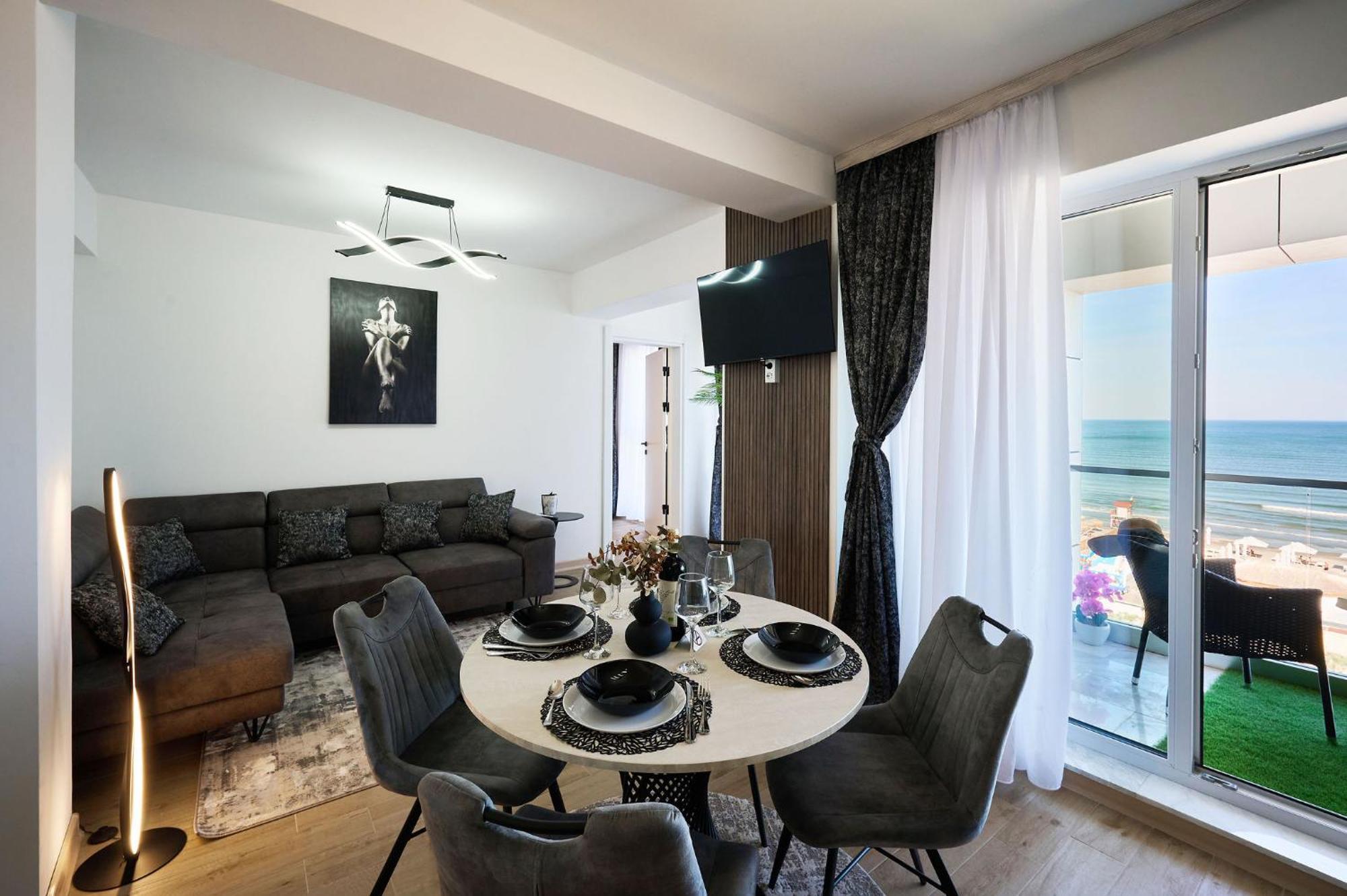 Alma Apartment In Infinity Beach Resort - Parking Mamaia Exterior photo