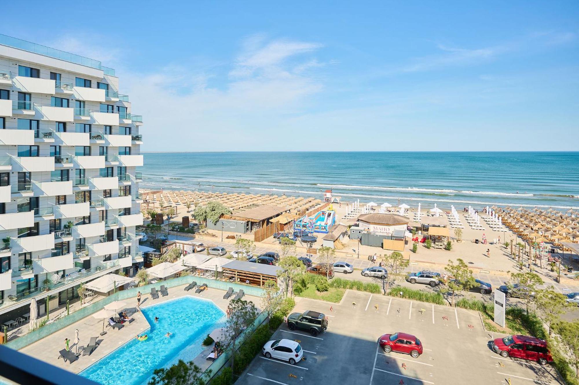 Alma Apartment In Infinity Beach Resort - Parking Mamaia Exterior photo