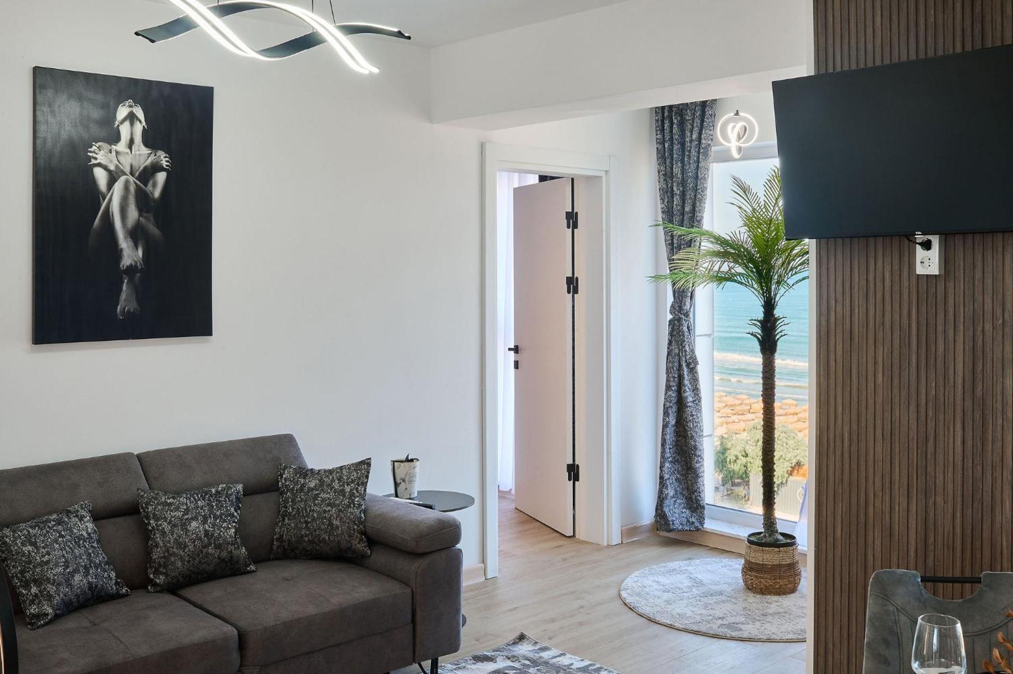 Alma Apartment In Infinity Beach Resort - Parking Mamaia Exterior photo