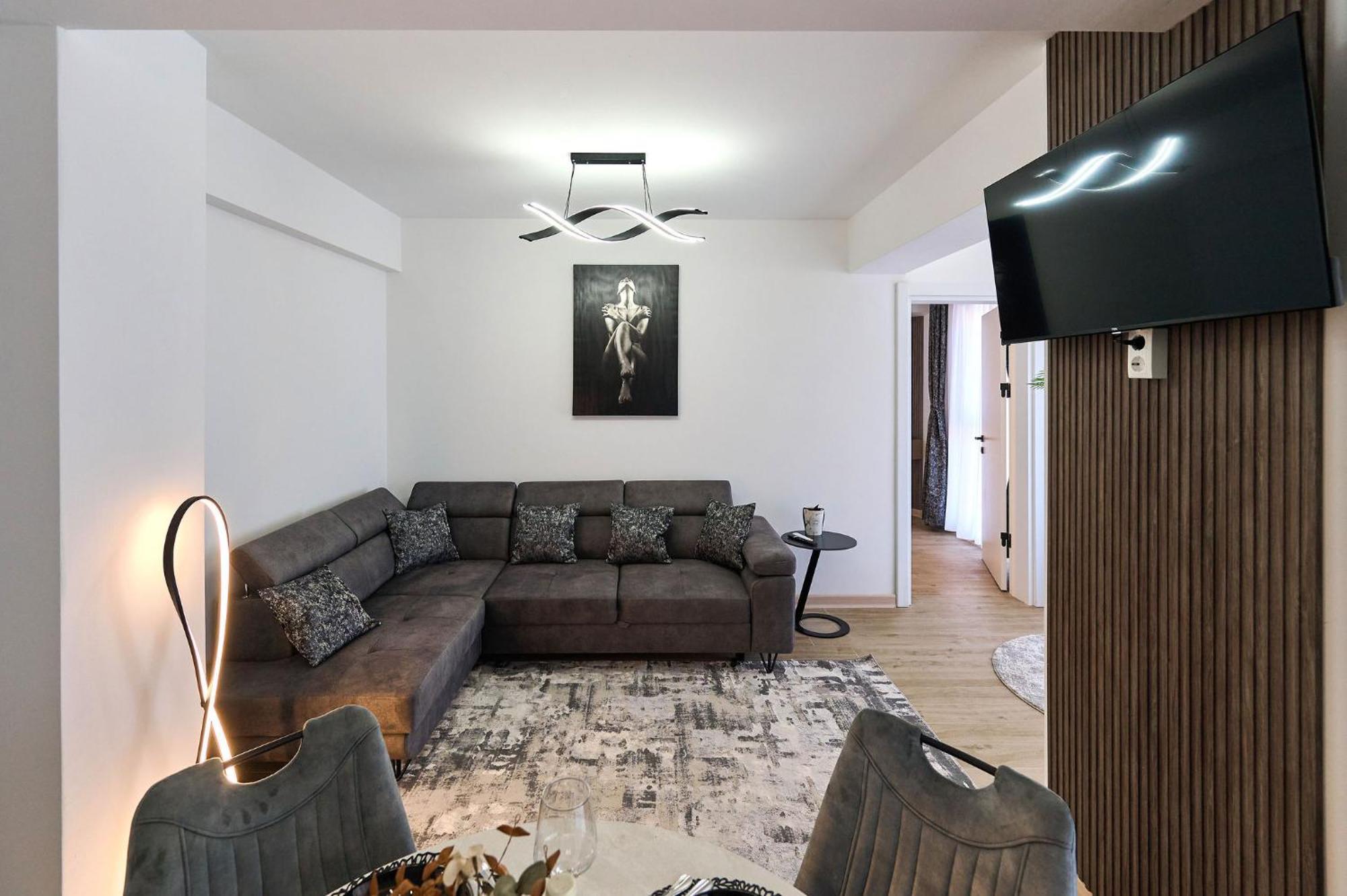 Alma Apartment In Infinity Beach Resort - Parking Mamaia Exterior photo